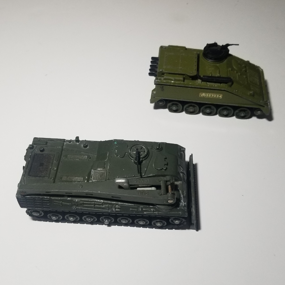 Vintage Dinky toys military vehicles